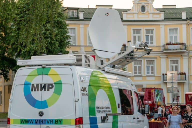 Bonded Cellular vs Satellite for Live